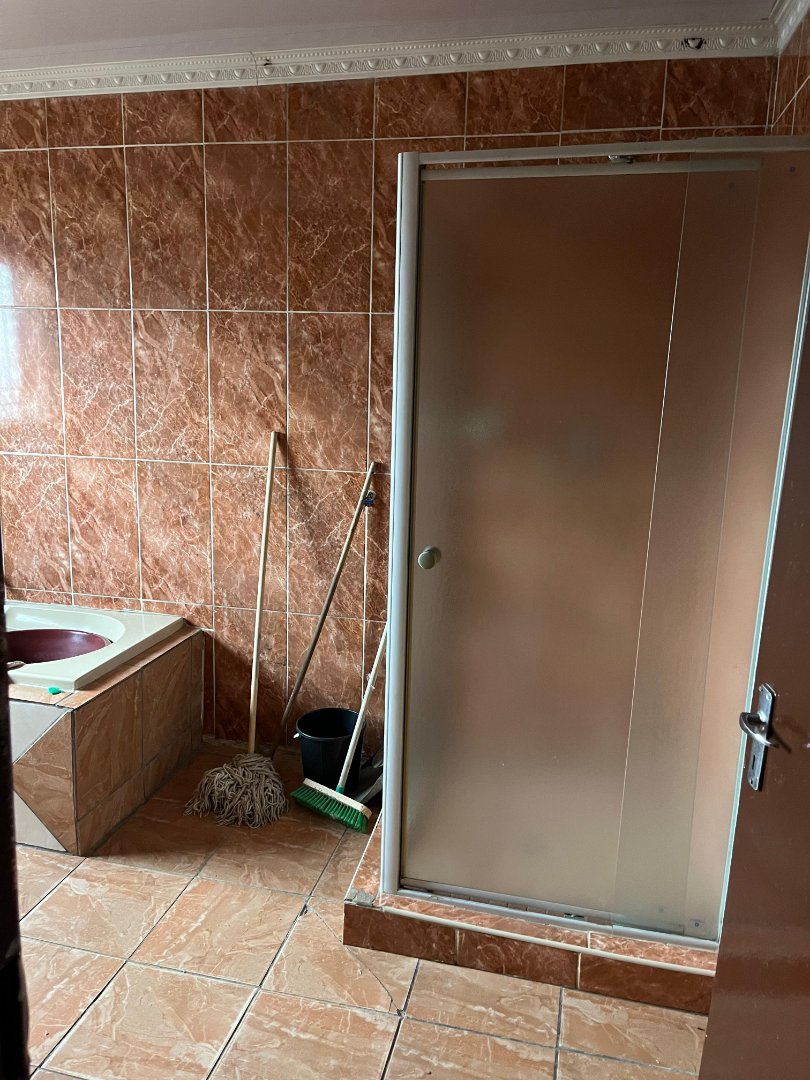 2 Bedroom Property for Sale in Bloemside 5 Free State